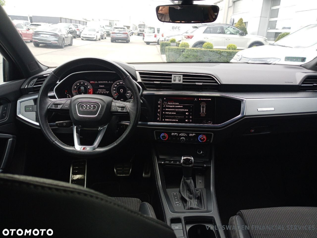 Audi Q3 Sportback - 8