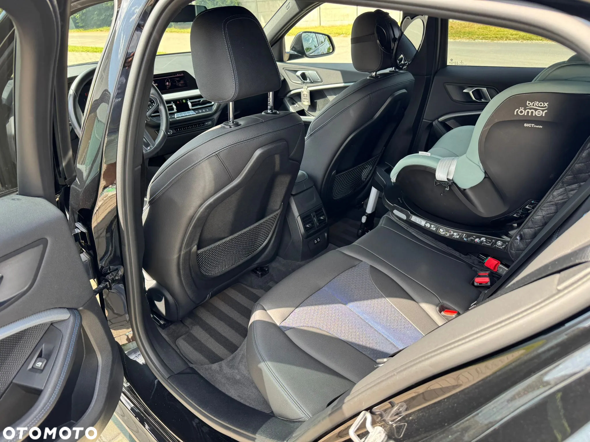 BMW Seria 1 118i M Sport - 12
