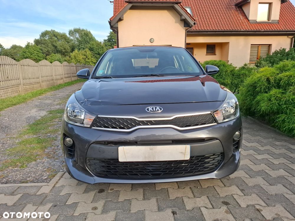 Kia Rio - 3