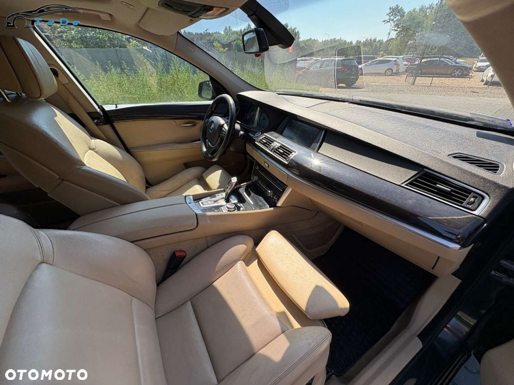 BMW 5GT 530d - 24