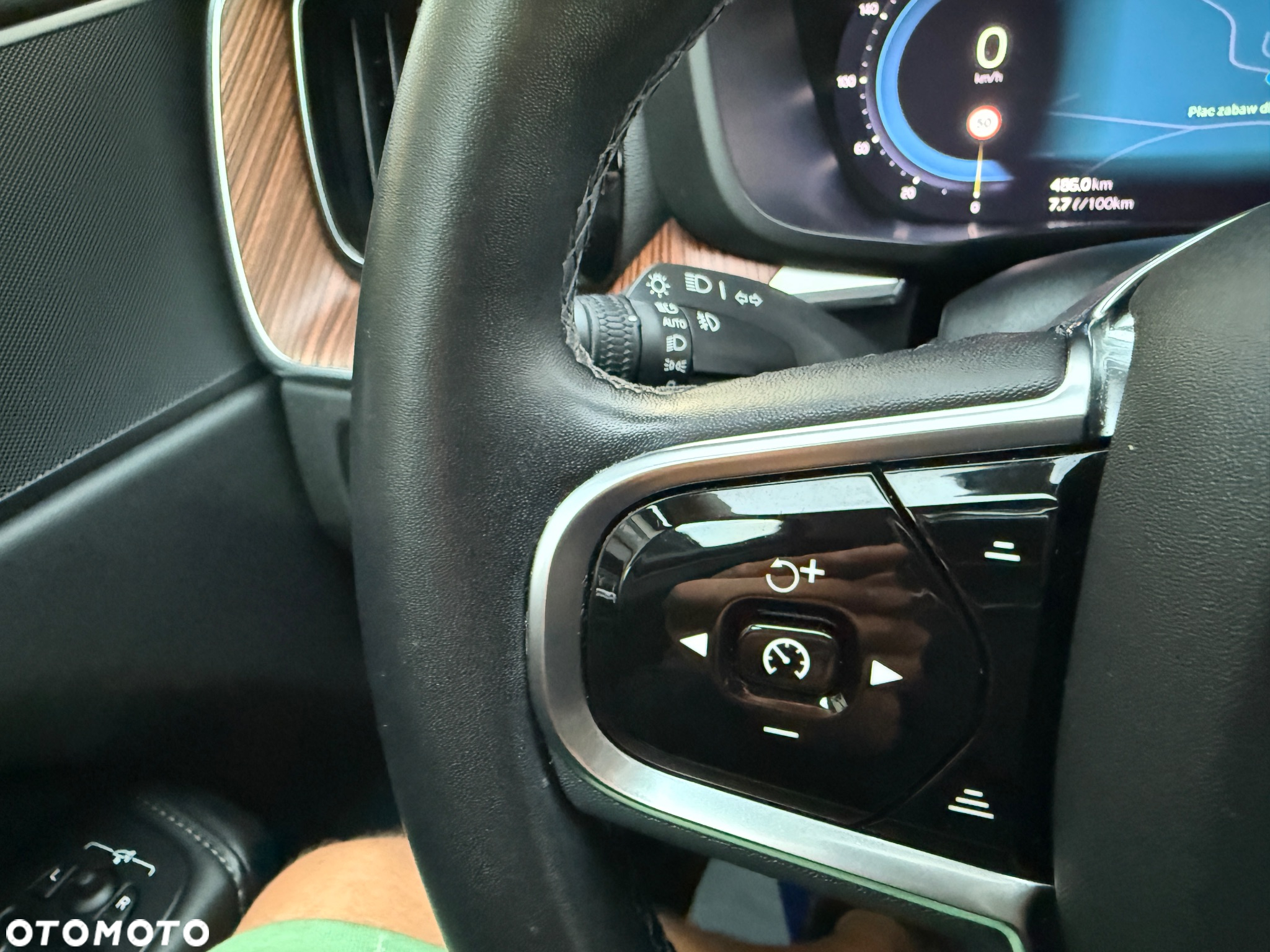 Volvo XC 60 - 35