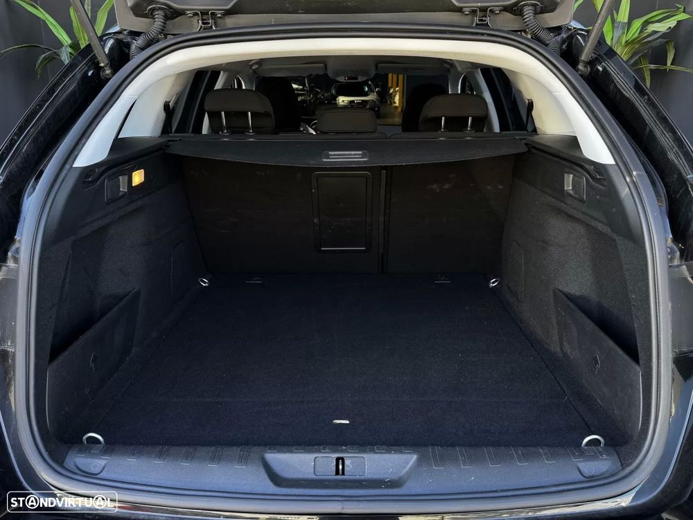 Peugeot 308 SW 1.5 BlueHDi Style - 34