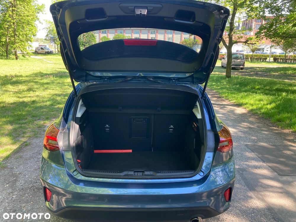 Ford Focus 1.0 EcoBoost Titanium X - 12