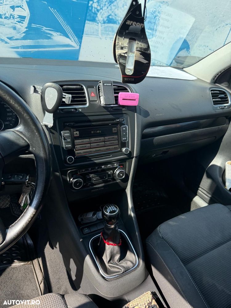 Volkswagen Golf - 4