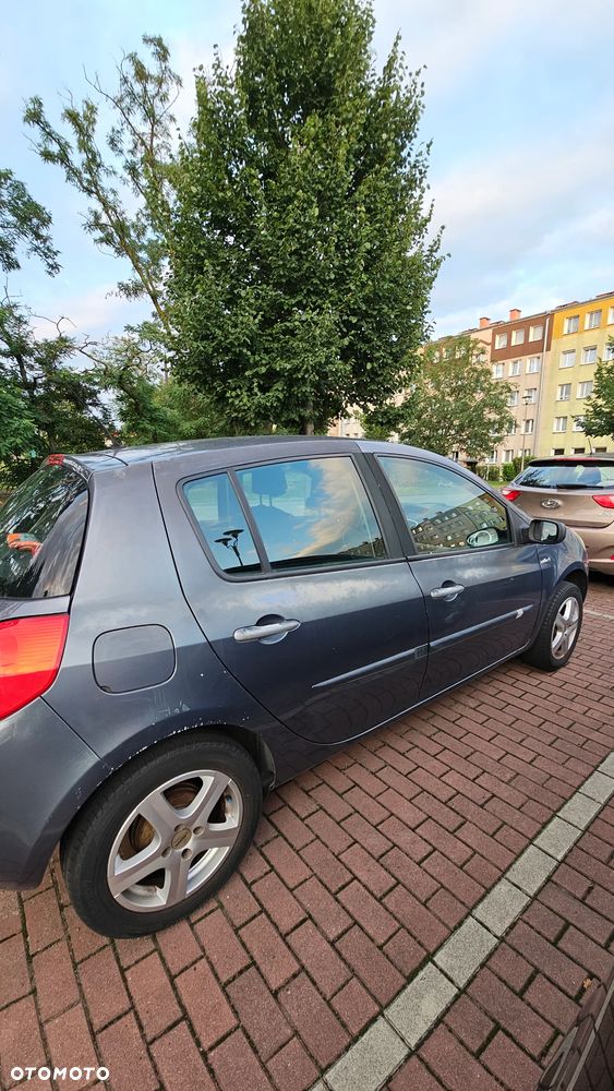 Renault Clio 1.2 16V Edition Dynamique - 3