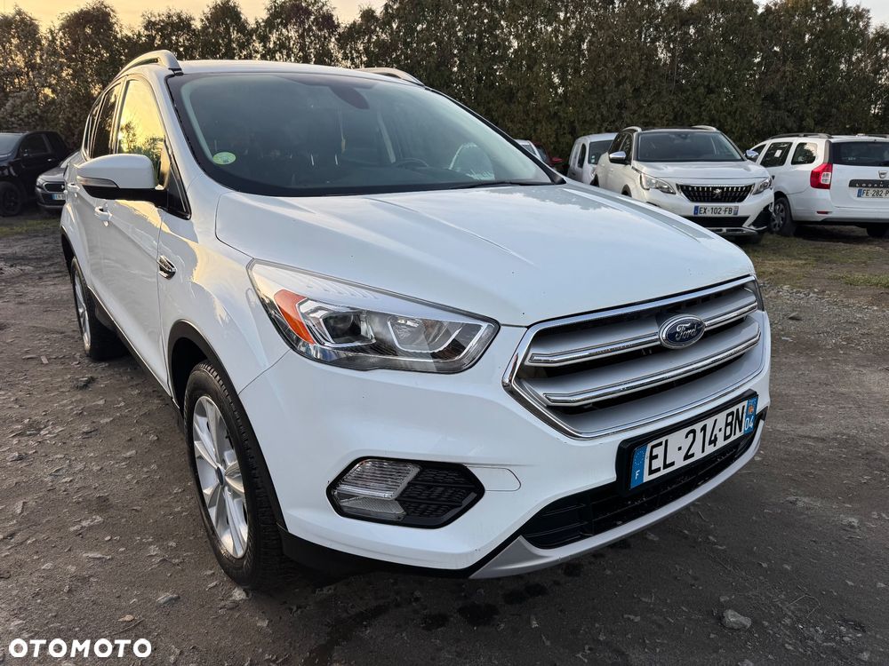 Ford Kuga - 2