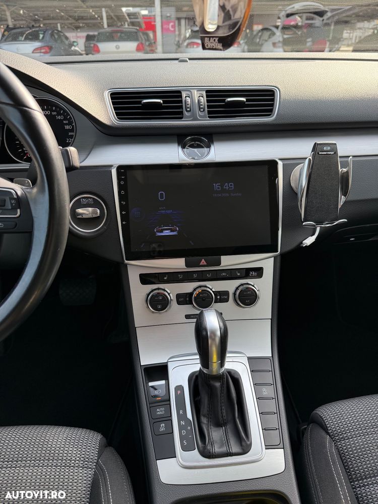 Volkswagen Passat CC - 12