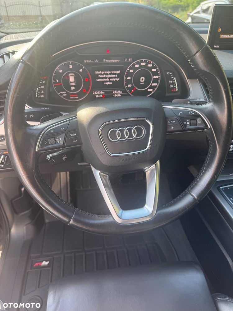 Audi Q7 - 7