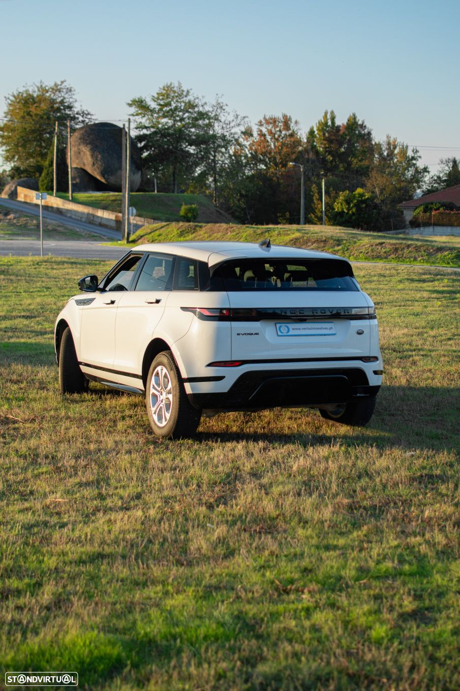 Land Rover Range Rover Evoque 2.0 D150 AWD R-Dynamic Auto - 13