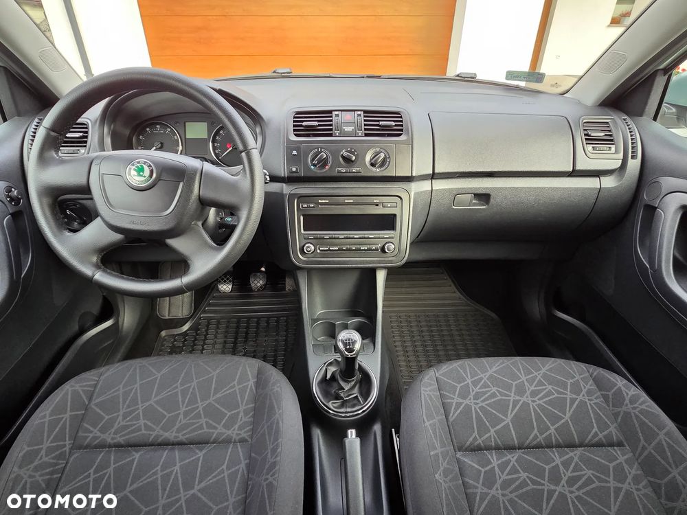Skoda Fabia - 8