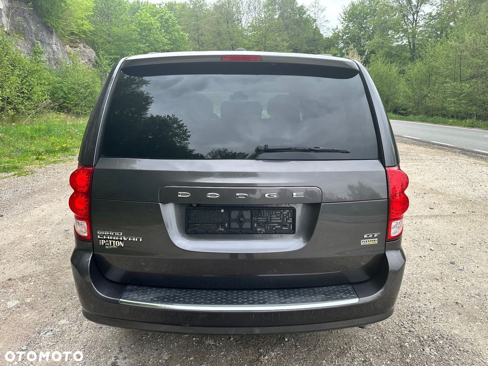 Dodge Grand Caravan 3.6 R/T - 6