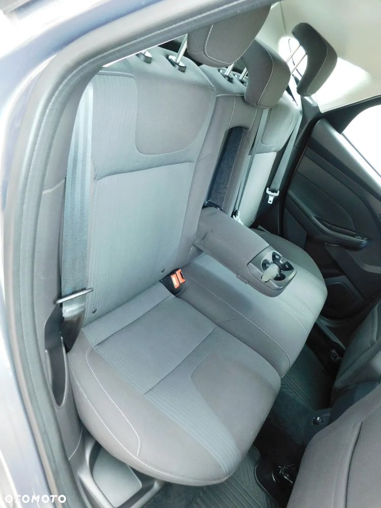 Ford Focus 1.6 Titanium - 22