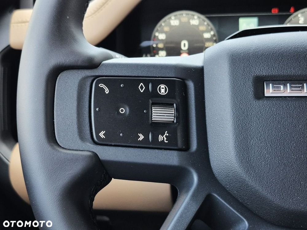 Land Rover Defender 110 D350 X-Dynamic HSE - 31