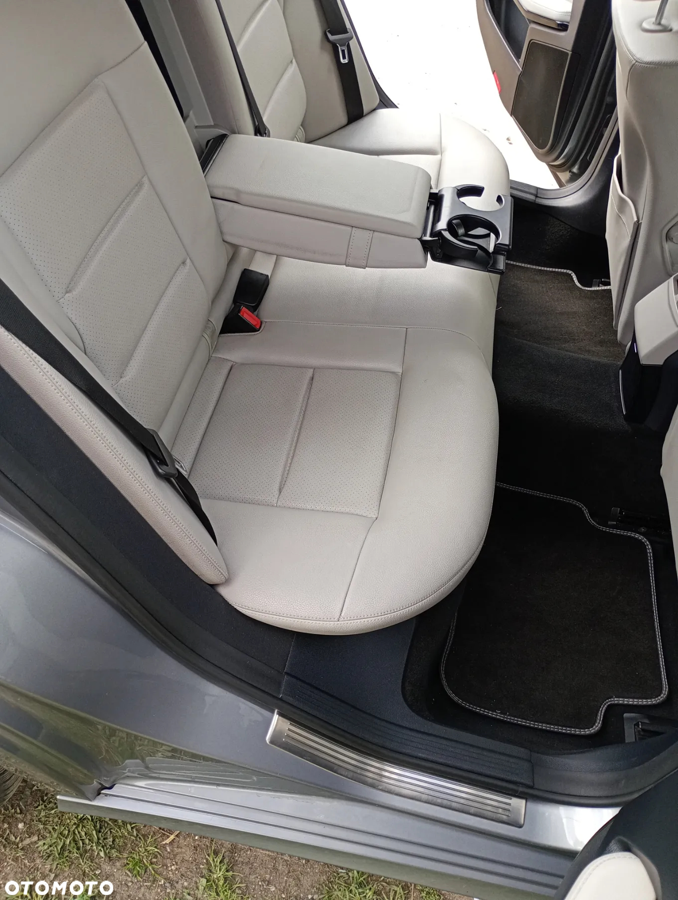Mercedes-Benz Klasa E 200 CDI Avantgarde - 21