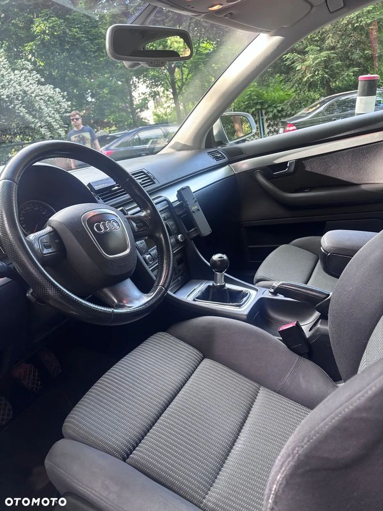 Audi A4 Limousine 2.0 TDI - 9