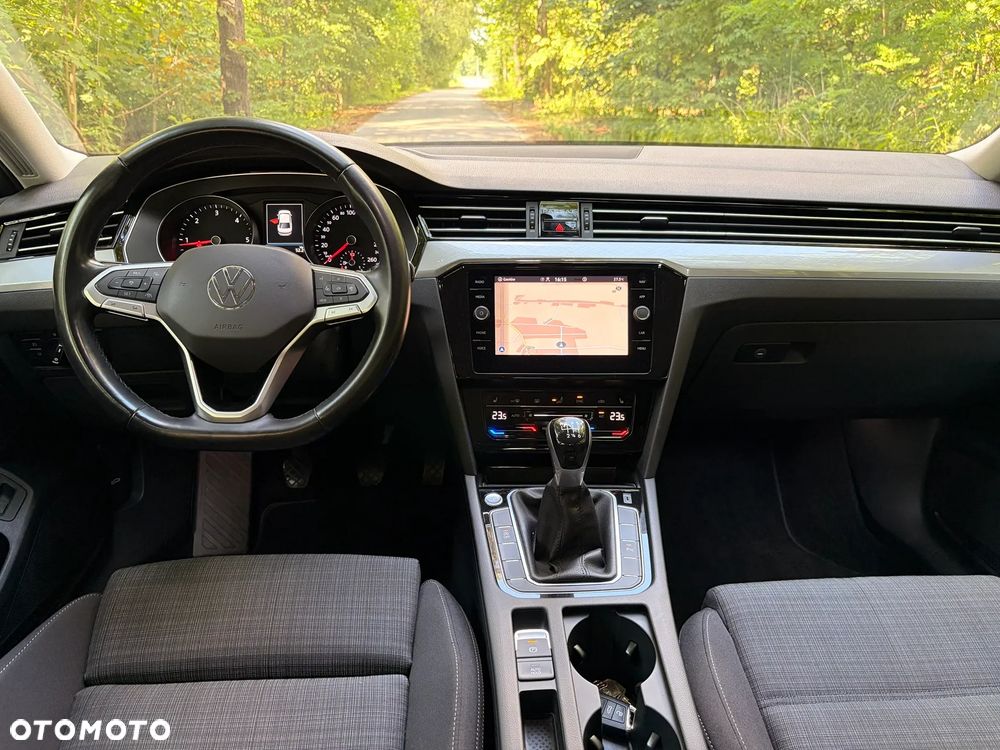 Volkswagen Passat 2.0 TDI EVO Elegance - 14