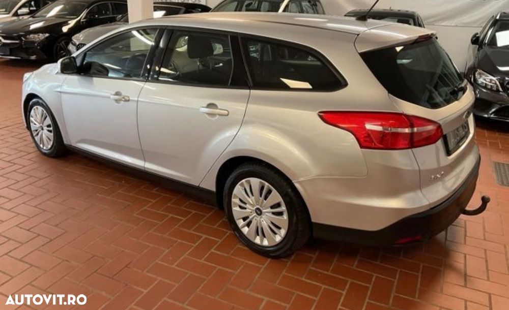 Ford Focus 1.5 EcoBlue Start-Stopp-System TITANIUM STYLE - 5