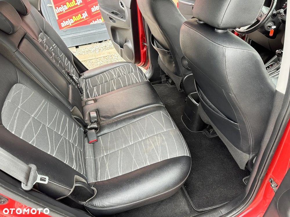 Kia Venga 1.6 Business Line - 8