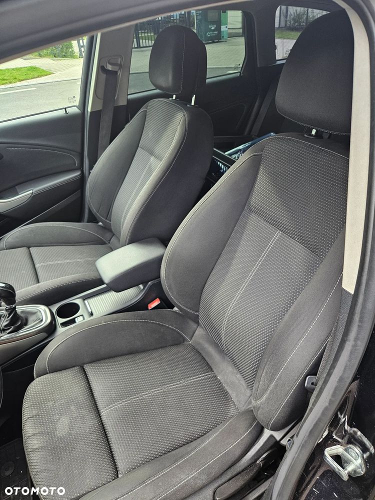 Opel Astra 1.4 Turbo - 9