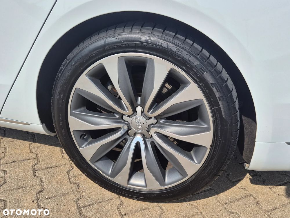 Audi A8 4.0 TFSI cylinder on demand quattro tiptronic - 27