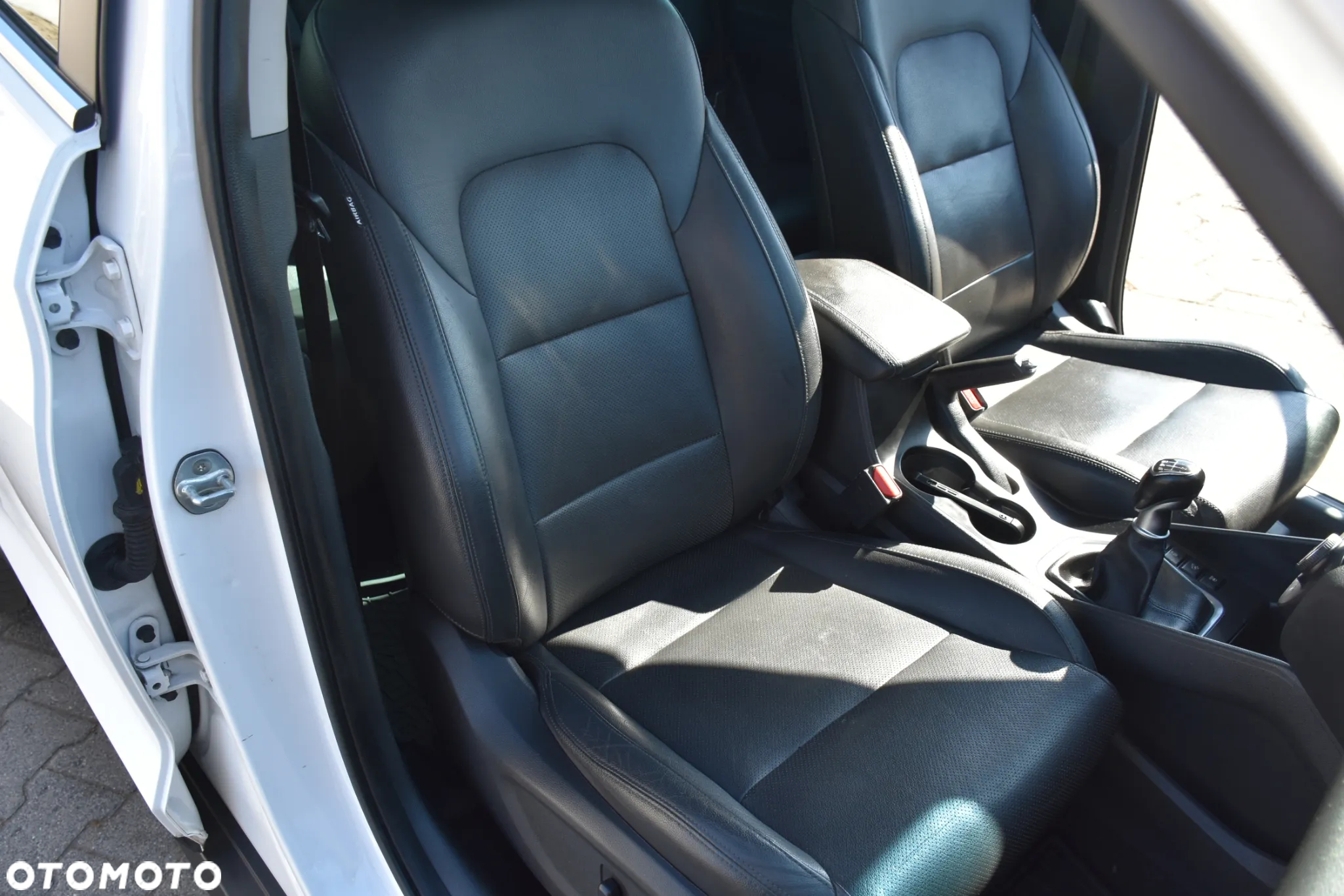 Hyundai Tucson 2.0 CRDI BlueDrive Comfort 2WD - 20