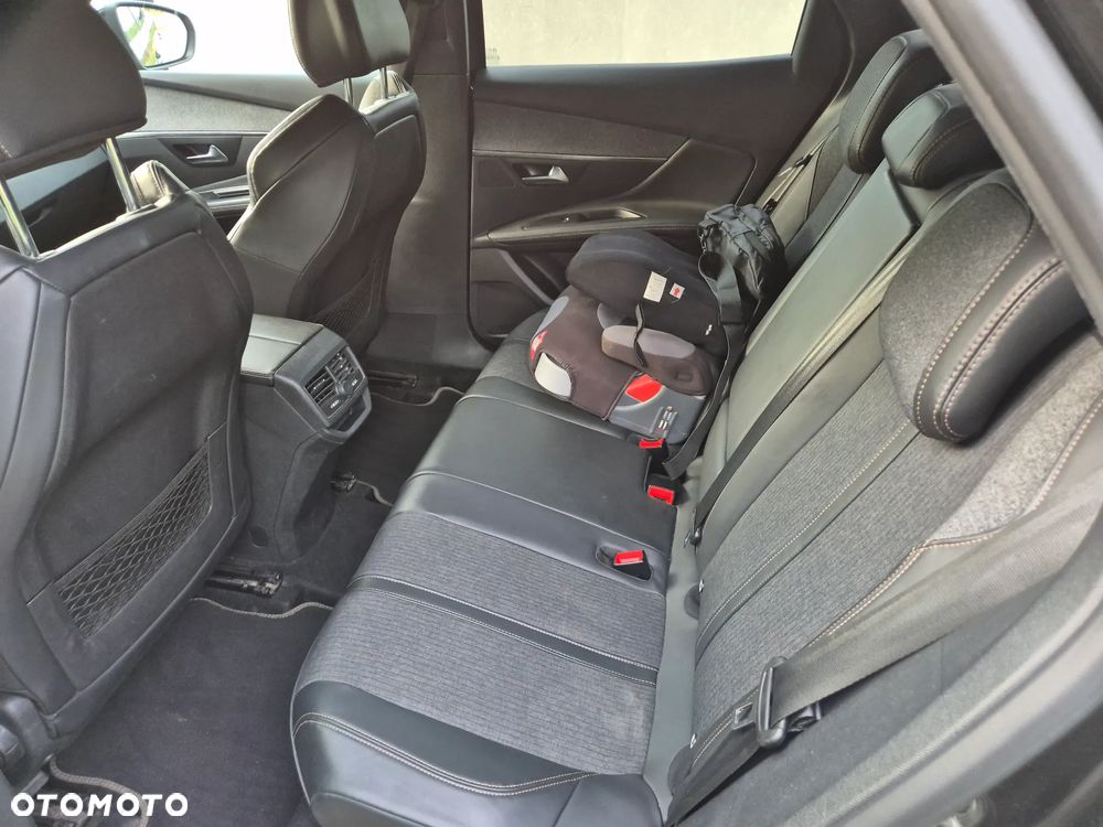 Peugeot 3008 1.5 BlueHDi Allure S&S - 19