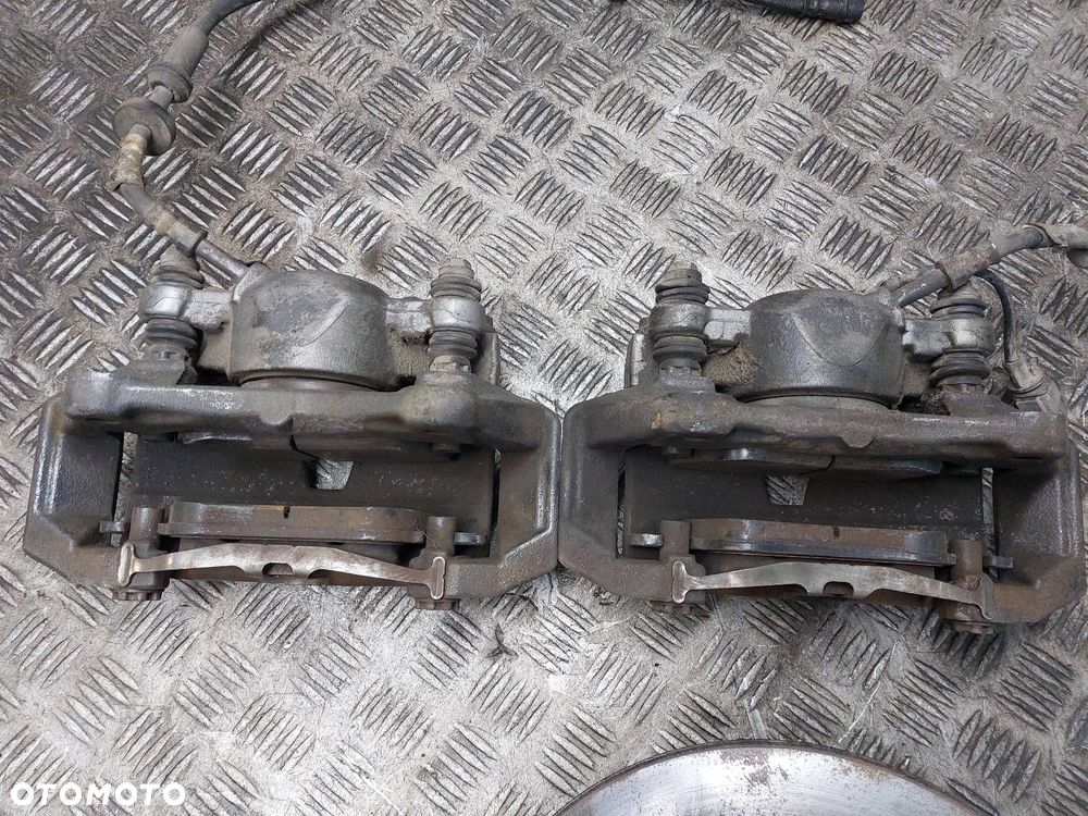 TARCZE HAMULCOWE PRZÓD + KLOCKI + ZACISKI AUDI A6 C7 2.0 TDI - 7