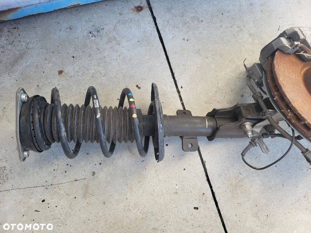 Amortyzator McPherson przedni prawy Peugeot 3008 II 1.2 B - 3