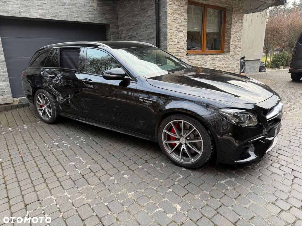 Mercedes-Benz Klasa E AMG 63 S 4Matic+ 9G-TRONIC - 12
