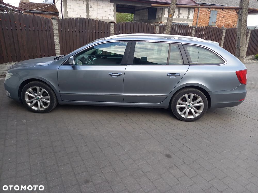 Skoda Superb 2.0 TDI Comfort DSG - 15