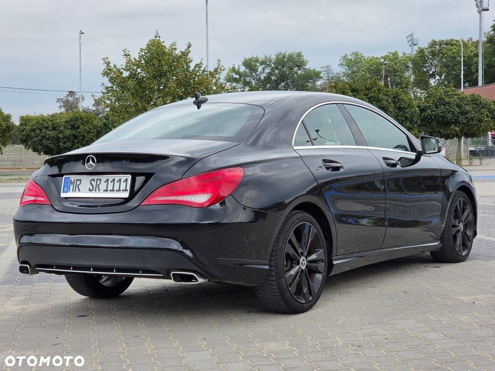 Mercedes-Benz CLA 180 - 8
