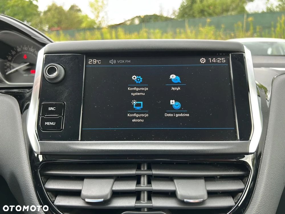 Peugeot 208 1.2 PureTech Style - 32