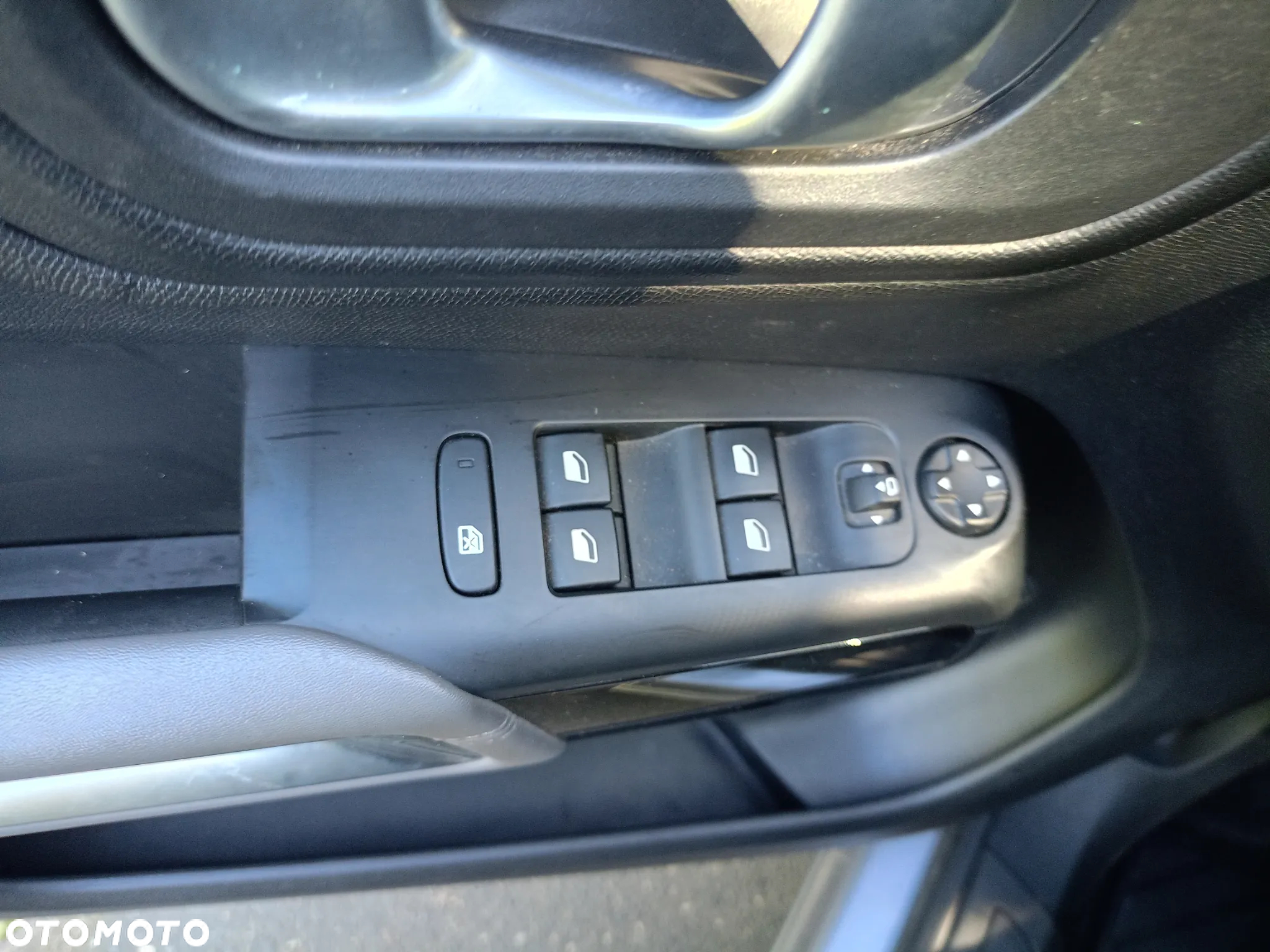 Citroën C5 Aircross BlueHDI 130 S&S EAT8 SHINE - 24