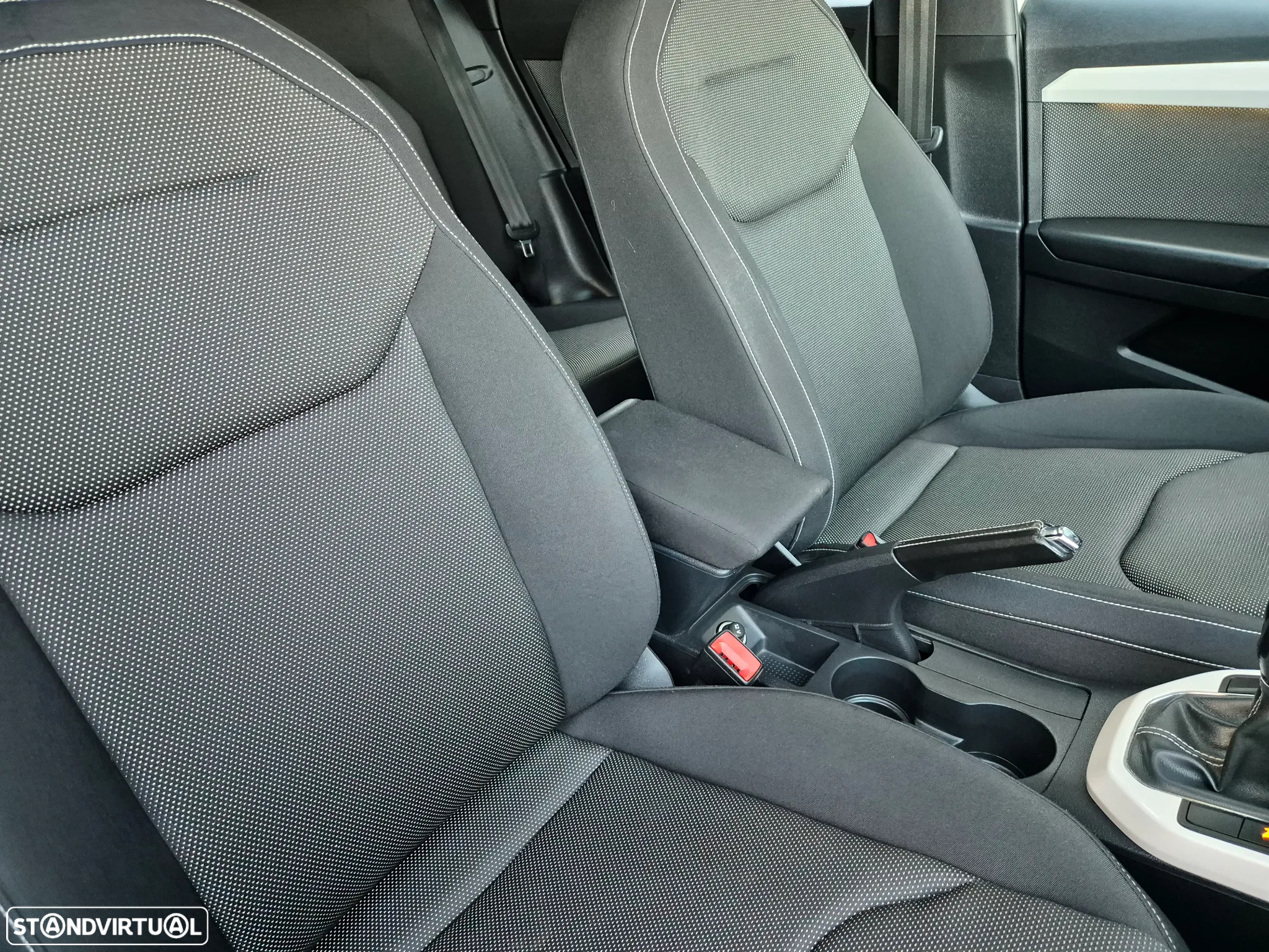 SEAT Arona 1.0 TSI Xcellence - 28