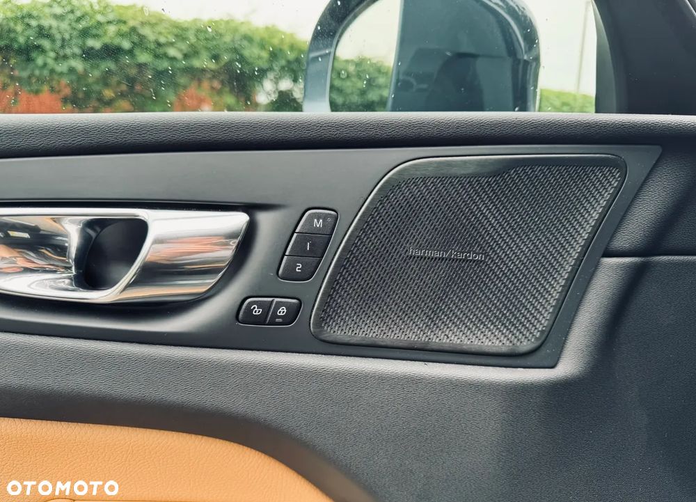 Volvo XC 60 T5 AWD Geartronic Inscription - 19