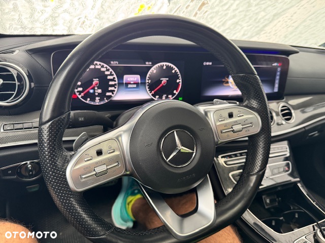 Mercedes-Benz Klasa E 220 d 4-Matic Business Edition 9G-TRONIC - 13