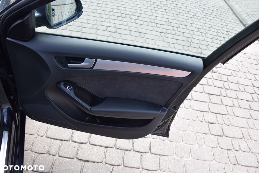 Audi A4 Avant 2.0 TDI DPF S line Sportpaket - 25