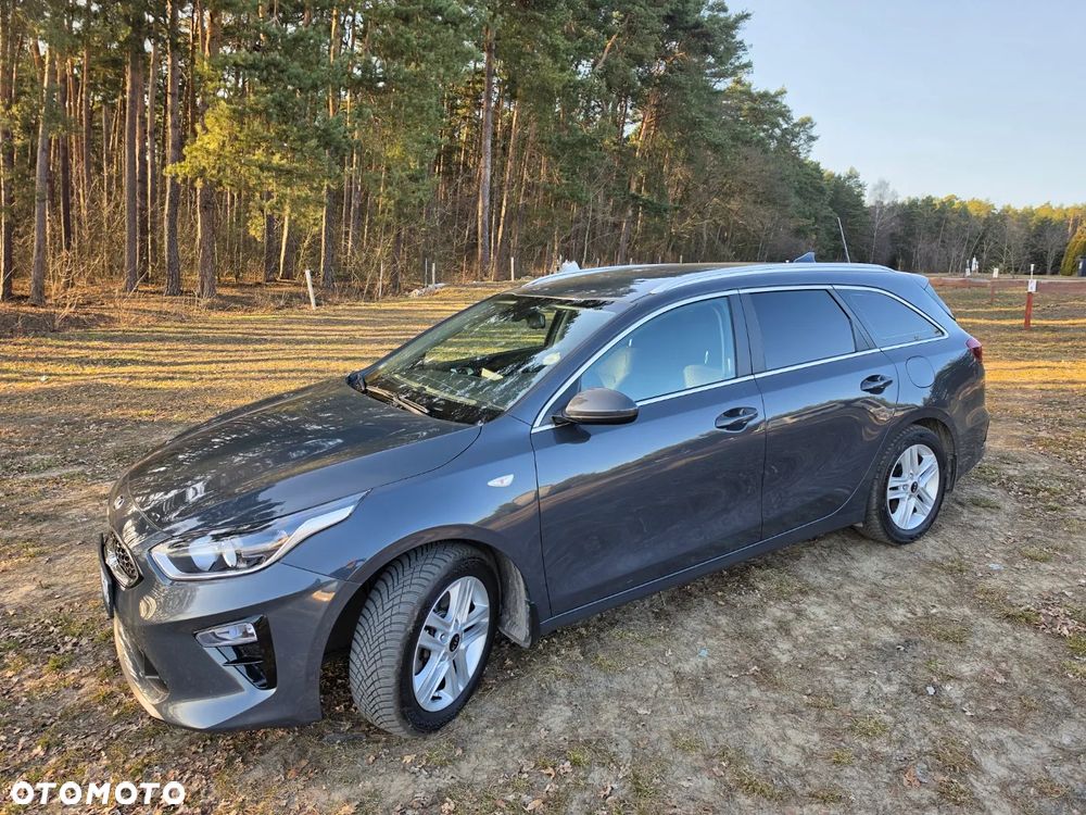 Kia Ceed - 1