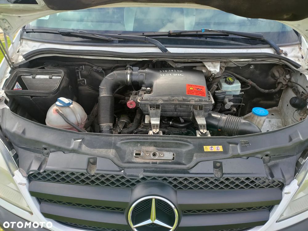 Mercedes-Benz SPRINTER - 15