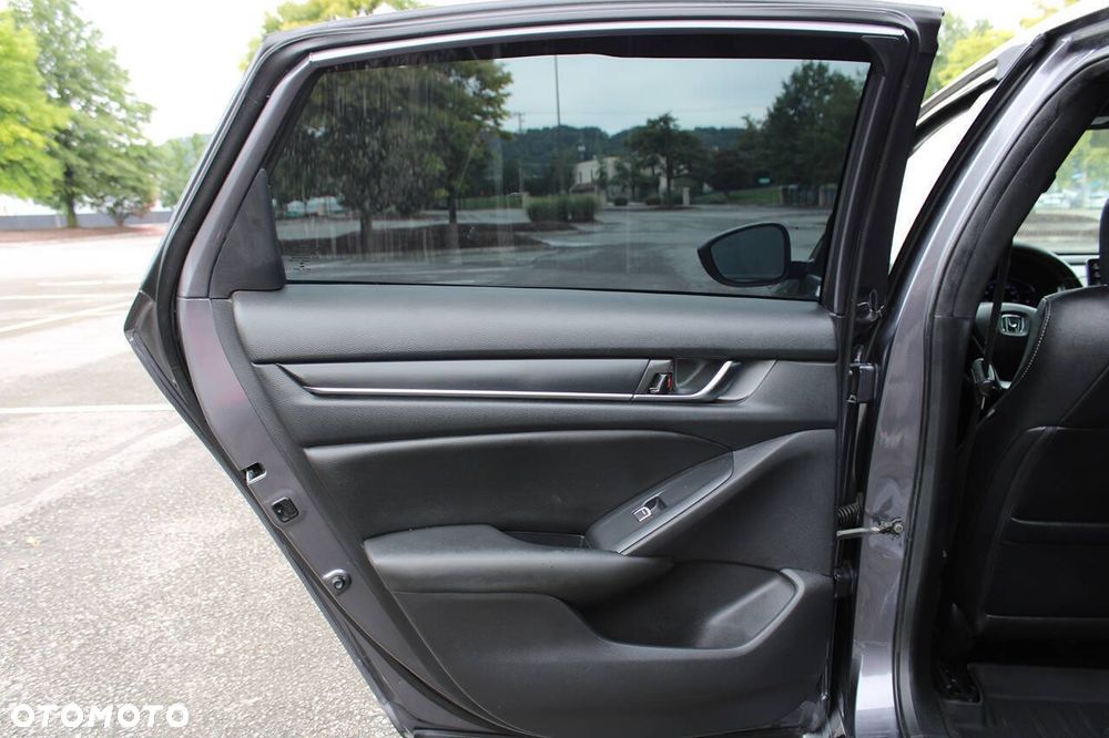 Honda Accord - 12