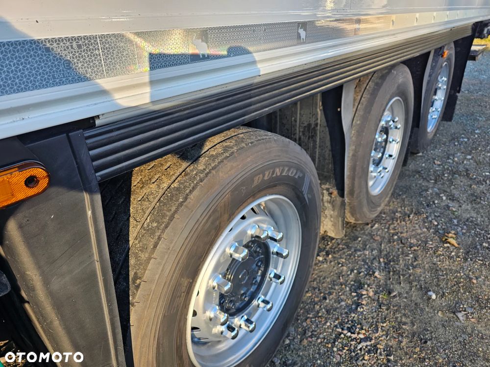 Schmitz Cargobull Sko24 - 17