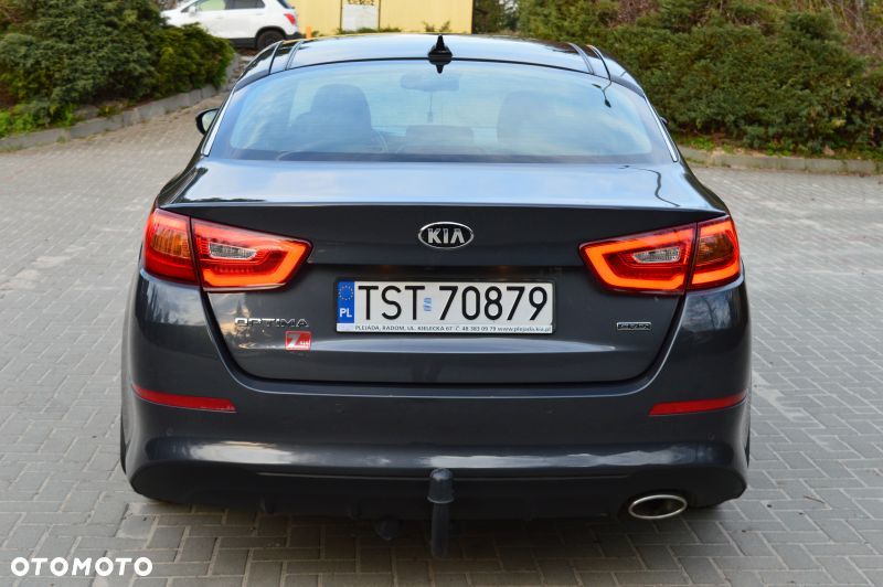 Kia Optima - 7