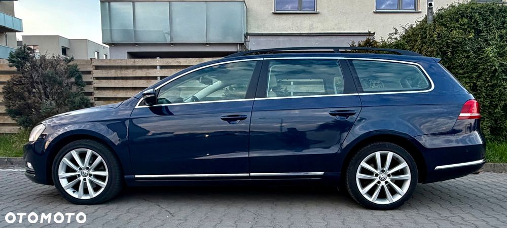 Volkswagen Passat 2.0 TDI 4Motion DSG BlueMotion Tech Highline - 12