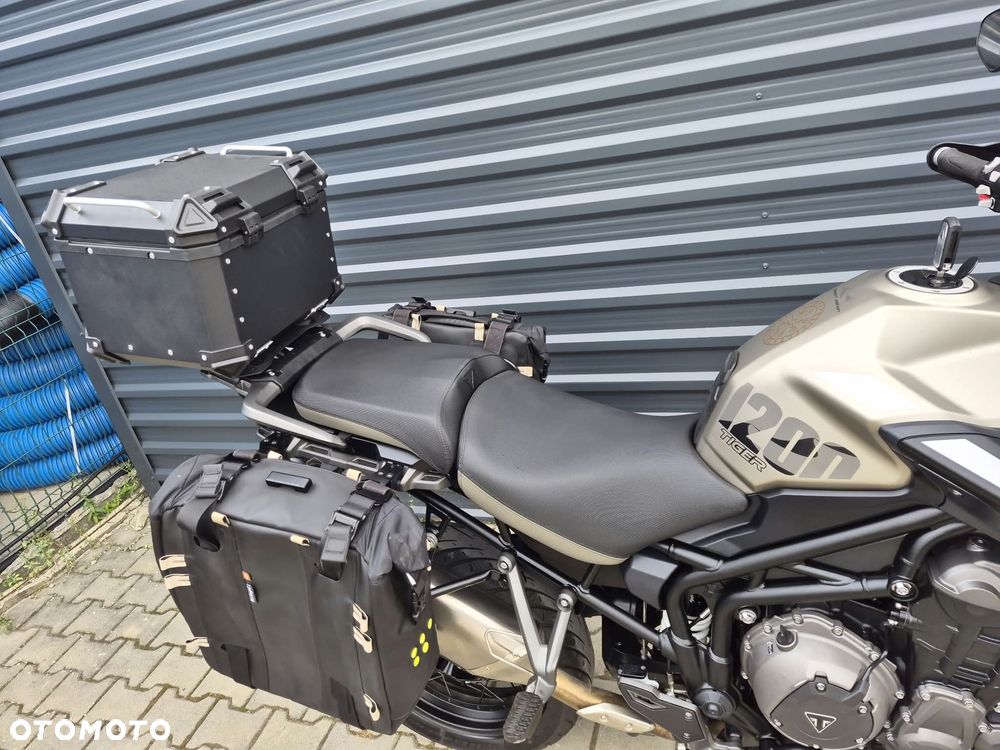 Triumph Tiger - 30