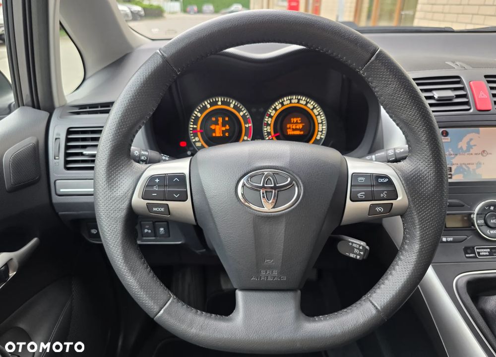 Toyota Auris - 27