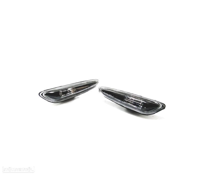 PISCAS LATERAIS BMW E46 01-05 FUNDO PRETO - 1