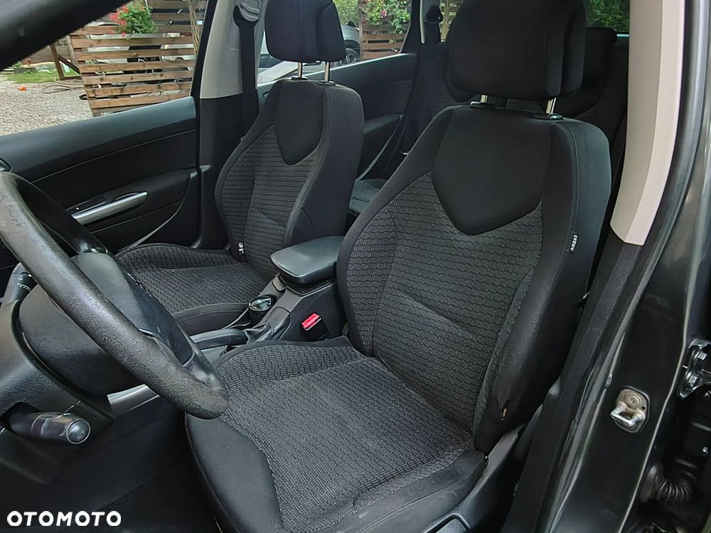 Peugeot 308 1.6 HDi Premium - 16