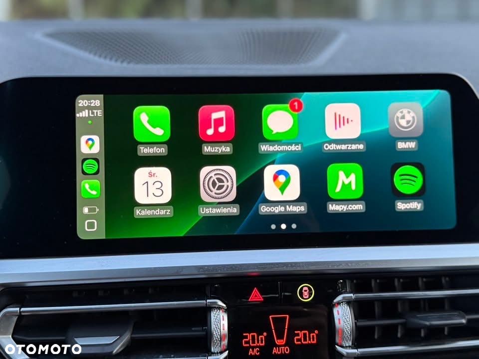 BMW Seria 3 320d Touring xDrive M Sport - 34