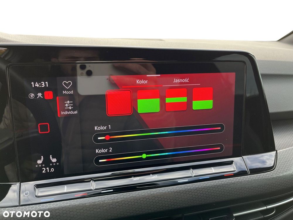 Volkswagen Golf - 27
