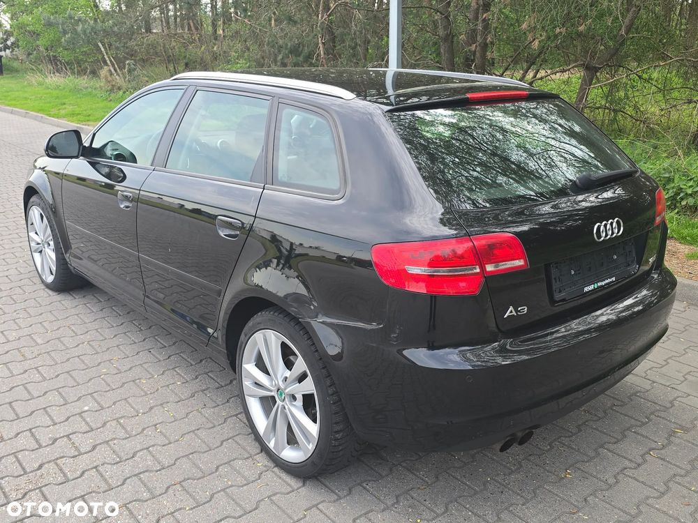 Audi A3 Sportback 1.8 TFSI Attraction - 3